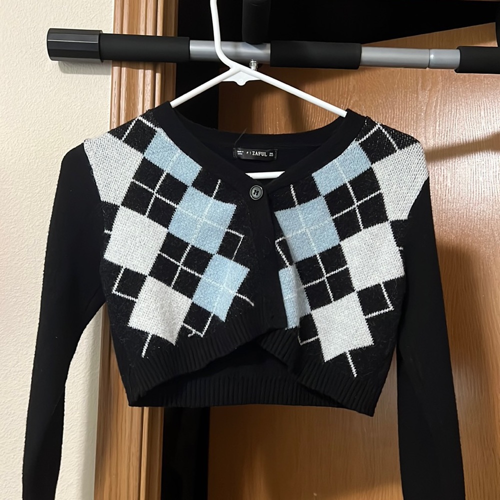 Zaful Cropped Argyle Cardigan